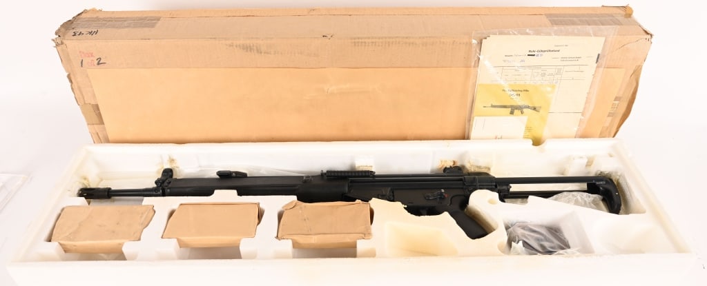 H&K MODEL 91 PRE BAN 1970s RIFLE .308 WIN: SERIAL NUMBER: A020103. BARREL: 18". CALIBER: .308 WIN / 7.62X51. MANUFACTURED: circa1979. The HK model 91 is a semi automatic version of the H&K G3 battle rifle. It features a roller-delayed blowback