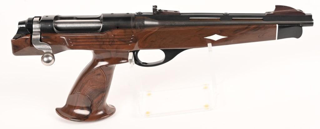 REMINGTON XP 100 BOLT ACTION PISTOL 221 FIREBALL (1 of 10)