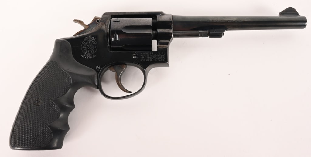SMITH & WESSON MODEL 10-5 38 SPECIAL REVOLVER (1 of 9)