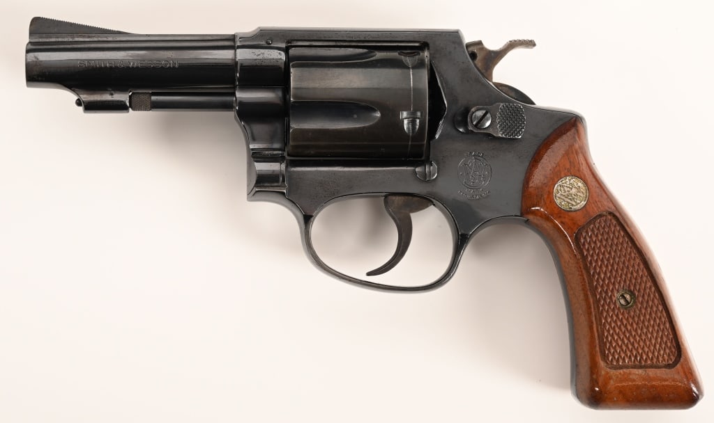SMITH & WESSON MODEL 36 .38 SPECIAL (1 of 7)