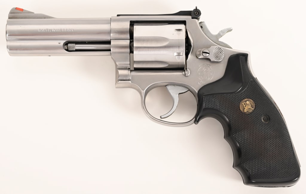 SMITH & WESSON MODEL 686-1 .357 MAGNUM (1 of 7)