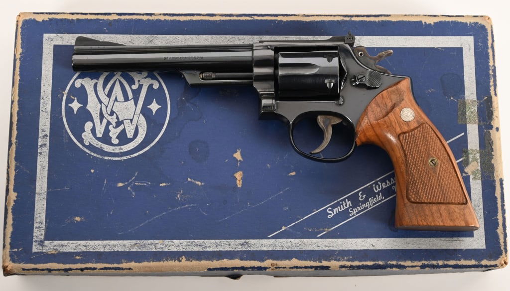 SMITH & WESSON MODEL 53 .22 JET 22LR 1ST YEAR: SERIAL NUMBER: K443629. BARREL: 6". CALIBER: .22 Jet. MANUFACTURED: 1961. Built in the first year of production this excellent Model 53 comes in the original numbers matching blue box with the vapor