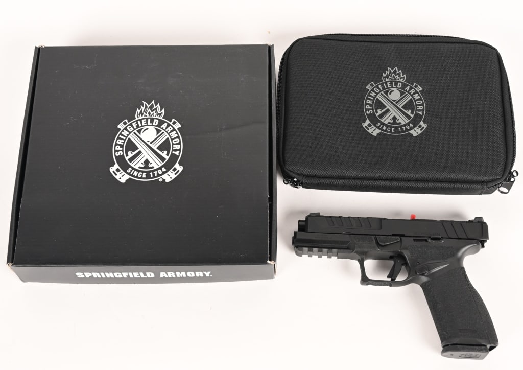 SPRINGFIELD ARMORY ECHELON 9MM SEMI AUTO PISTOL: SERIAL NUMBER: BK306105. BARREL: 4 1/2". CALIBER: 9X19. The Springfield Armory Echelon is a modular, striker-fired 9mm pistol designed for duty and defense, featuring a serialized, self-contained chas