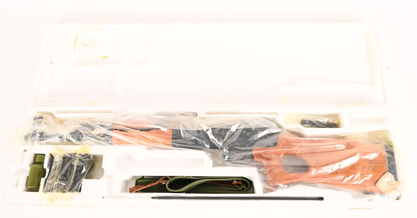 MINTY CHINESE NORINCO MAK-90 SEMI AUTO RIFLE (1 of 4)