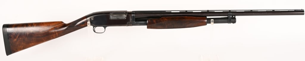 WINCHESTER MODEL 12 SLIDE ACTION SHOTGUN 20 GA (1 of 11)