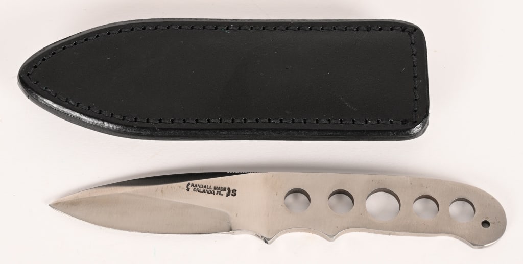 RANDALL MADE KNIFE MODEL TRIATHLETE (1 of 2)