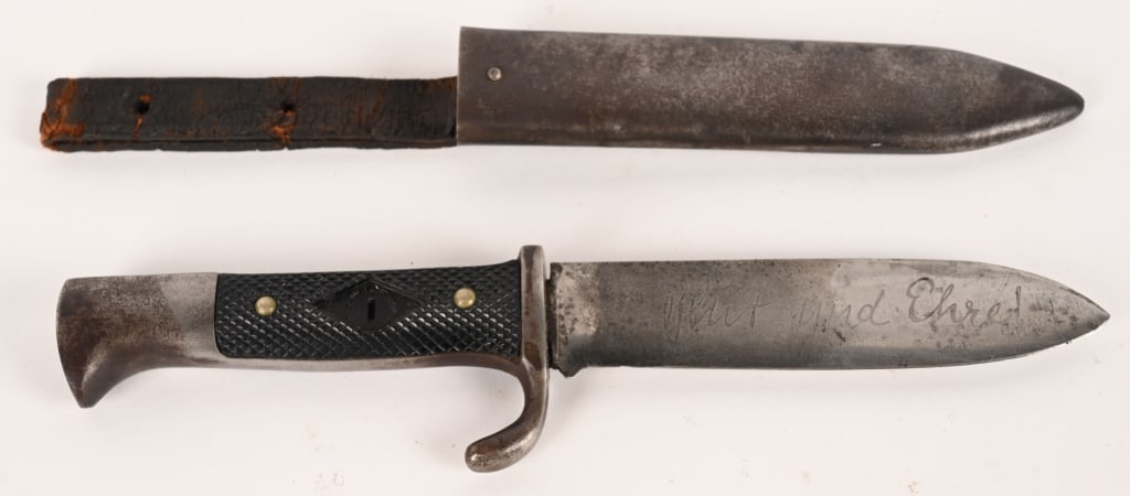 HITLER YOUTH KNIFE AND SHEATH FIRST TYPE (1 of 2)