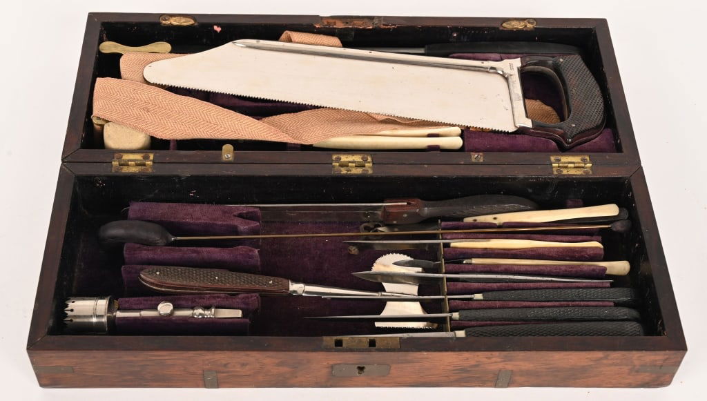 CIVIL WAR SUGICAL AMPUTATION KIT BY TIEMANN (1 of 11)