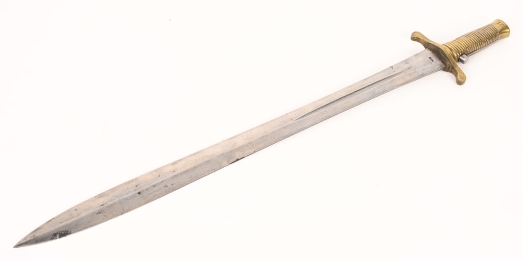 ENGLISH BRUNSWICK RIFLE M1837 BAYONET: This bayonet for the Brunswick military rifle M1837. These are kind of a mix between the saber bayonet and an artillery short sword. They have the double edged wide blade like the short swords have bu