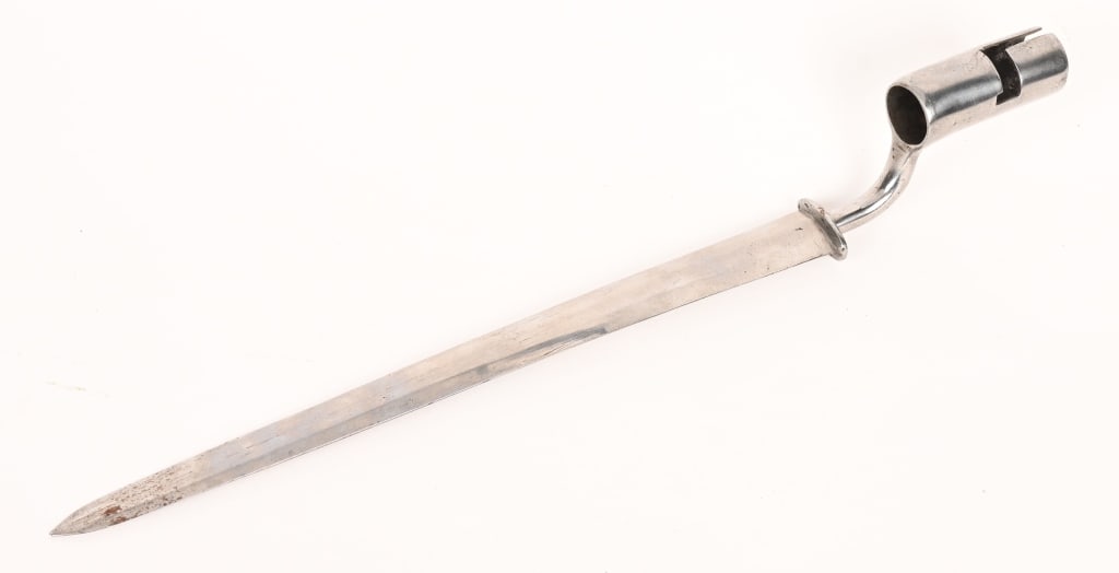 GERMAN CIRCA 1740 FLINTLOCK MUSKET BAYONET (1 of 4)