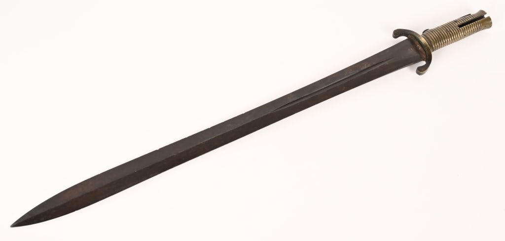 ENGLISH BRUNSWICK RIFLE M1837 BAYONET: This bayonet for the Brunswick military rifle M1837. These are kind of a mix between the saber bayonet and an artillery short sword. They have the double edged wide blade like the short swords have bu