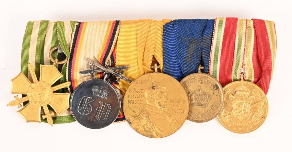 WWI IMPERIAL GERMAN 5 PLACE MEDAL BAR SAXONY WW1: Imperial German 5 place medal bar to include 1) SAXONY GENERAL HONOR CROSS WITH SWORDS (Allgemeines Ehrenzeichen mit Schwertern). Instituted 31 January 1876 by King Albert. (1901-1918 issue). Construc