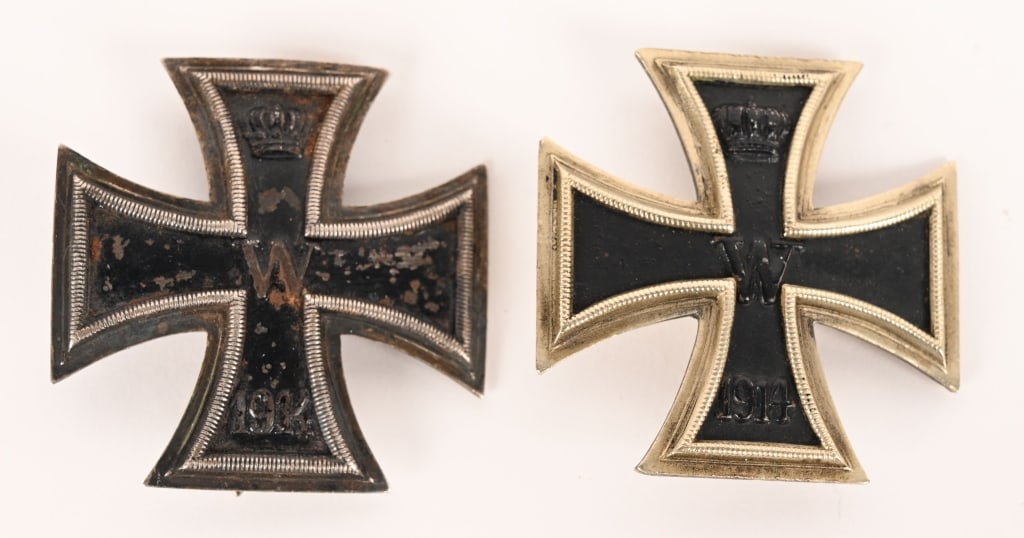 WW1 IMPERIAL GERMAN 1ST CLASS IRON CROSS EKI WWI: Lot of two Imperial German Iron Cross lot to include 1) VAULTED WWI IMPERIAL GERMAN IRON CROSS 1ST CLASS 1914 WW1. 1914 pattern die struck, three piece iron and alloy construction Patté style cro