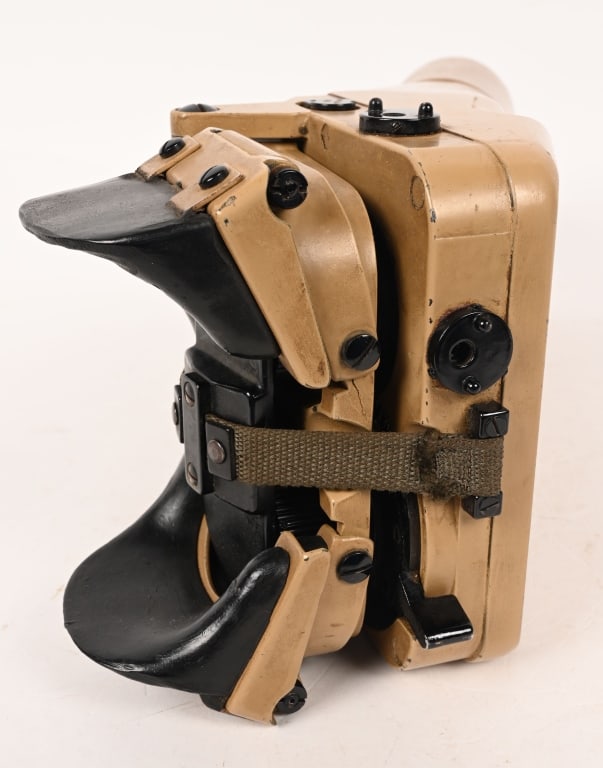 WWII NAZI GERMAN CASED BLC RANGEFINDER BINOCULARS - 14