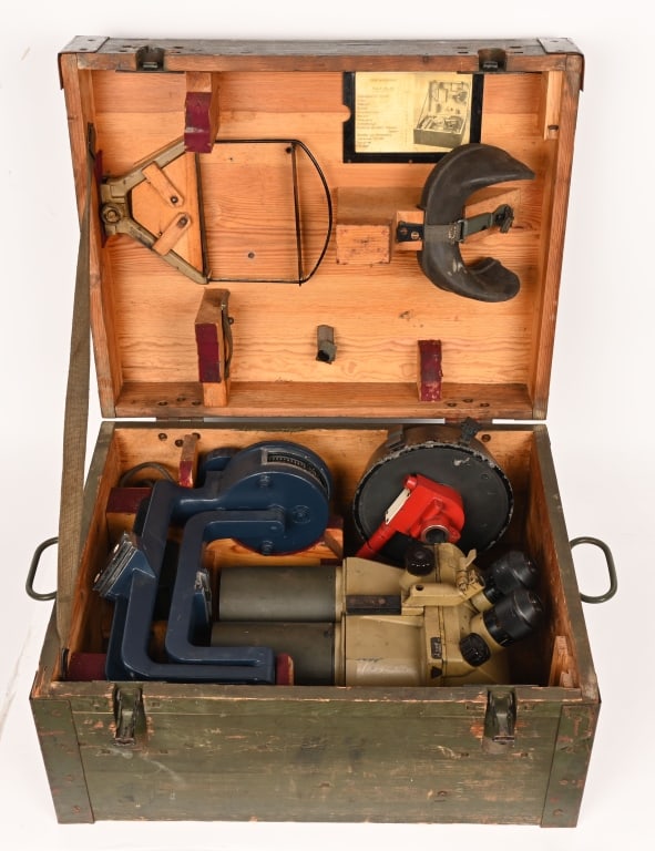 WWII NAZI GERMAN 10 X 80 FLAK ARTILLERY BINOCULARS (1 of 15)