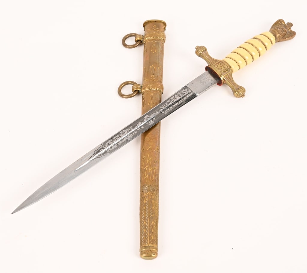 WWII NAZI GERMAN KRIEGSMARINE DAGGER BY WKC WW2 (1 of 11)