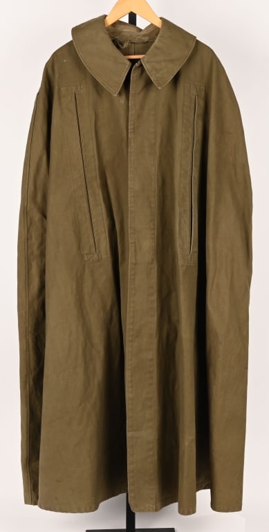 WWII NAZI GERMAN TROPICAL DAK OFFICER / NCO CAPE: Ribbed, light-weight, khaki/olive, cotton twill construction full length cape. All original buttons and stitching. Excellent size 44 roughly. Rare piece of issued tropical uniform kit. Excellent. In l