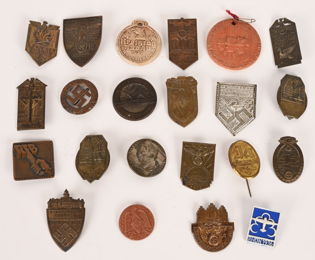 WWII NAZI GERMAN NSDAP & HJ TINNIE LOT WW2: WWII Nazi German Tinnie lot of the NSDAP and HJ . All tinnies are in excellent condition. The Nazi Party, officially the National Socialist German Workers' Party (German: Nationalsozialistische Deutsc