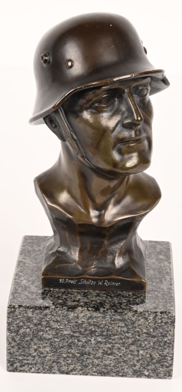 WWII NAZI GERMAN HEROIC BUST OF HEER SOLDIER WW2 (1 of 6)