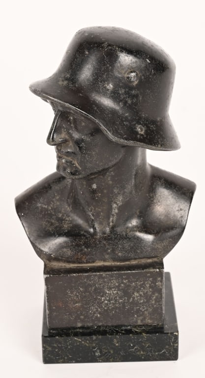 WWII NAZI GERMAN HEROIC BUST OF HEER SOLDIER WW2 (1 of 5)