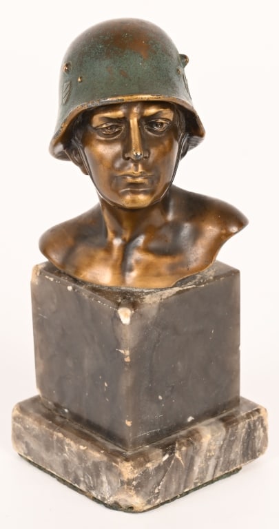 WWII NAZI GERMAN HEROIC BUST OF HEER SOLDIER WW2 (1 of 5)