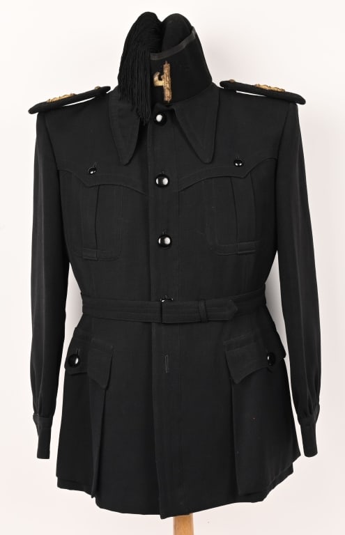 WWII ITALIAN MVSN FASCIST TUNIC & CAP WW2: Black, five button front shirt that was tailor made with two pleated pockets to the breast and two hip pockets. To the shoulders are epaulet shoulder boards, with bullion embroidered Fascist MVSN insi