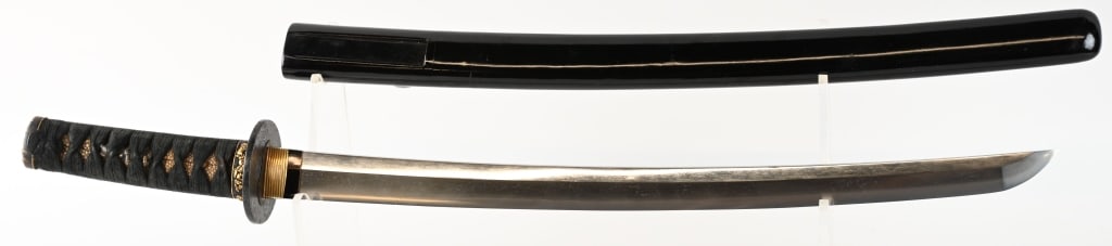 JAPANESE WAKIZASHI WITH INCREDIBLE MOUNTS (1 of 17)