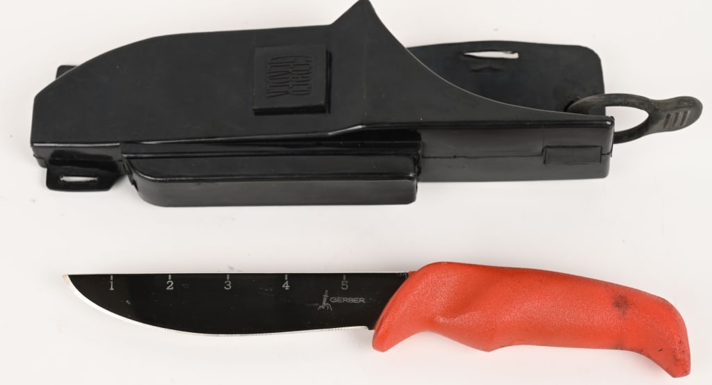 ORANGE HANDLED NEPTUNE GERBER DIVE KNIFE