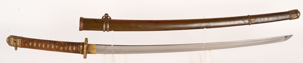 WWII JAPANESE KATANA W MILITARY MOUNTS SIGNED WW2 (1 of 7)