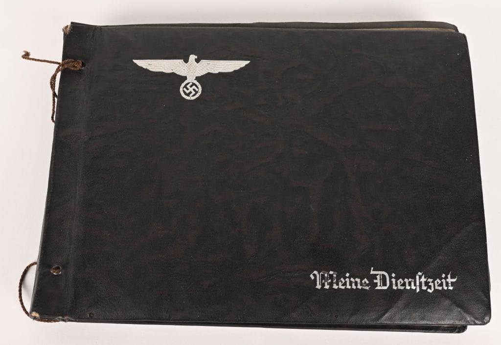 WWII NAZI GERMAN ARMY PHOTO ALBUM INFANTRY REGT 48: WWII Nazi German Photo Album of Infantry Regiment 48 containing over 200 photos, Many with captions showing dad to day life, the good and the bead. Album is excellent.