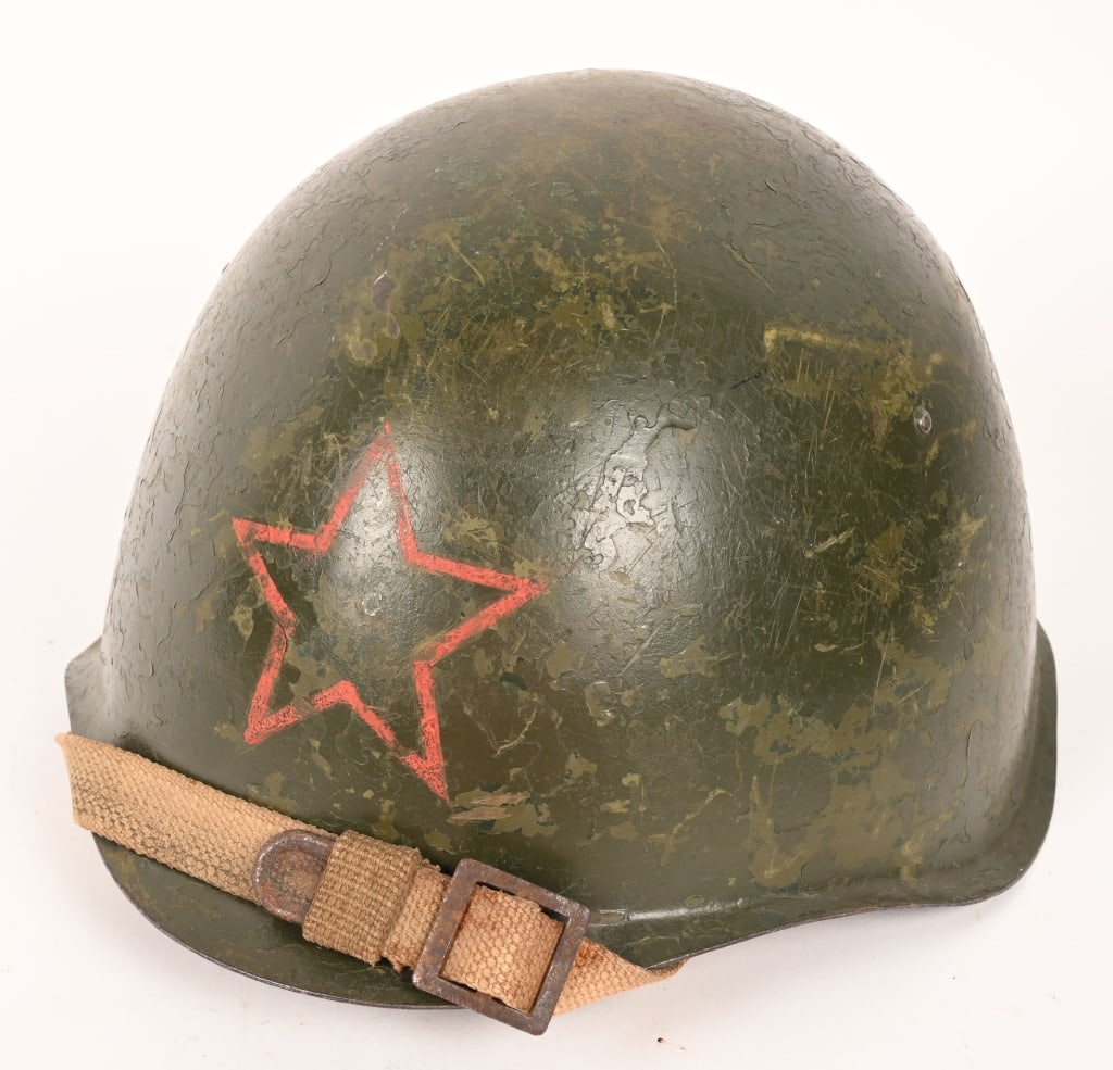 WWII SOVIET RUSSIAN SSH 39 COMBAT HELMET W STAR (1 of 5)