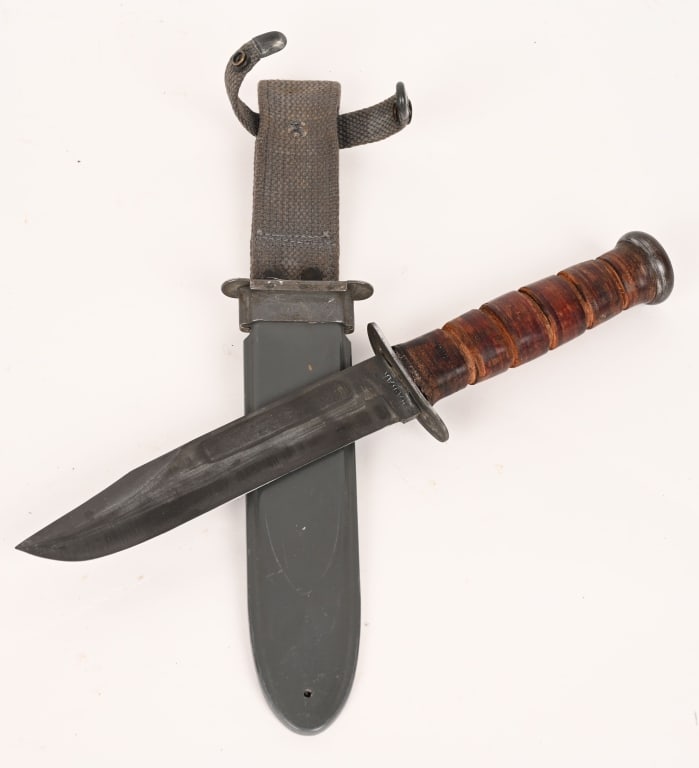 WWII US NAVY MARK II COMBAT KNIFE BY KABAR WW2 (1 of 6)
