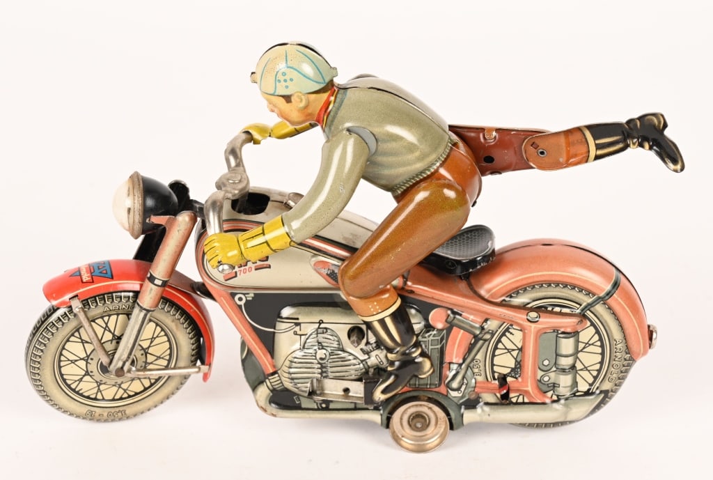 ARNOLD TIN WINDUP MAC 700 MOTORCYCLE (1 of 5)