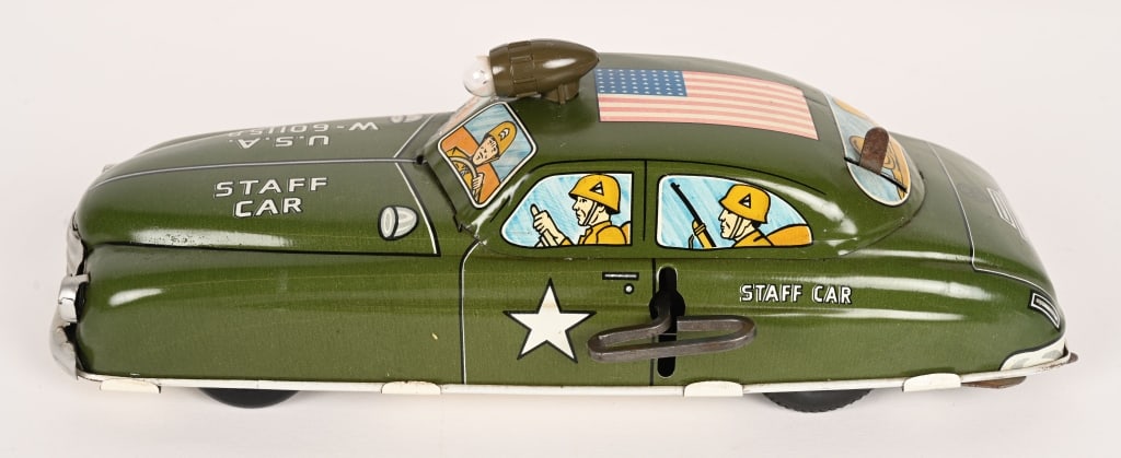 MARX TIN WINDUP ARMY STAFF CAR (1 of 5)