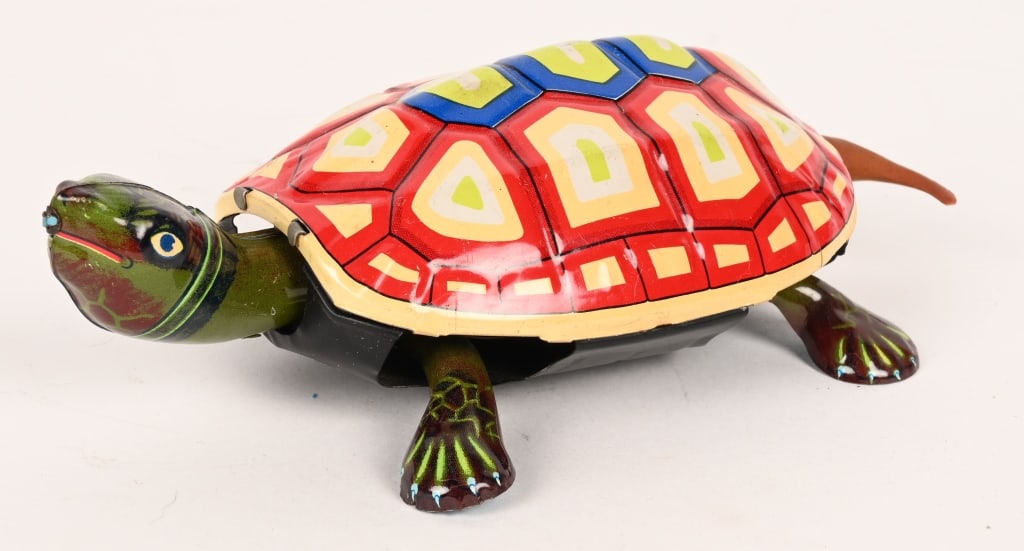 POPEYE, TORTOISE, & KEY CHAINS - 5