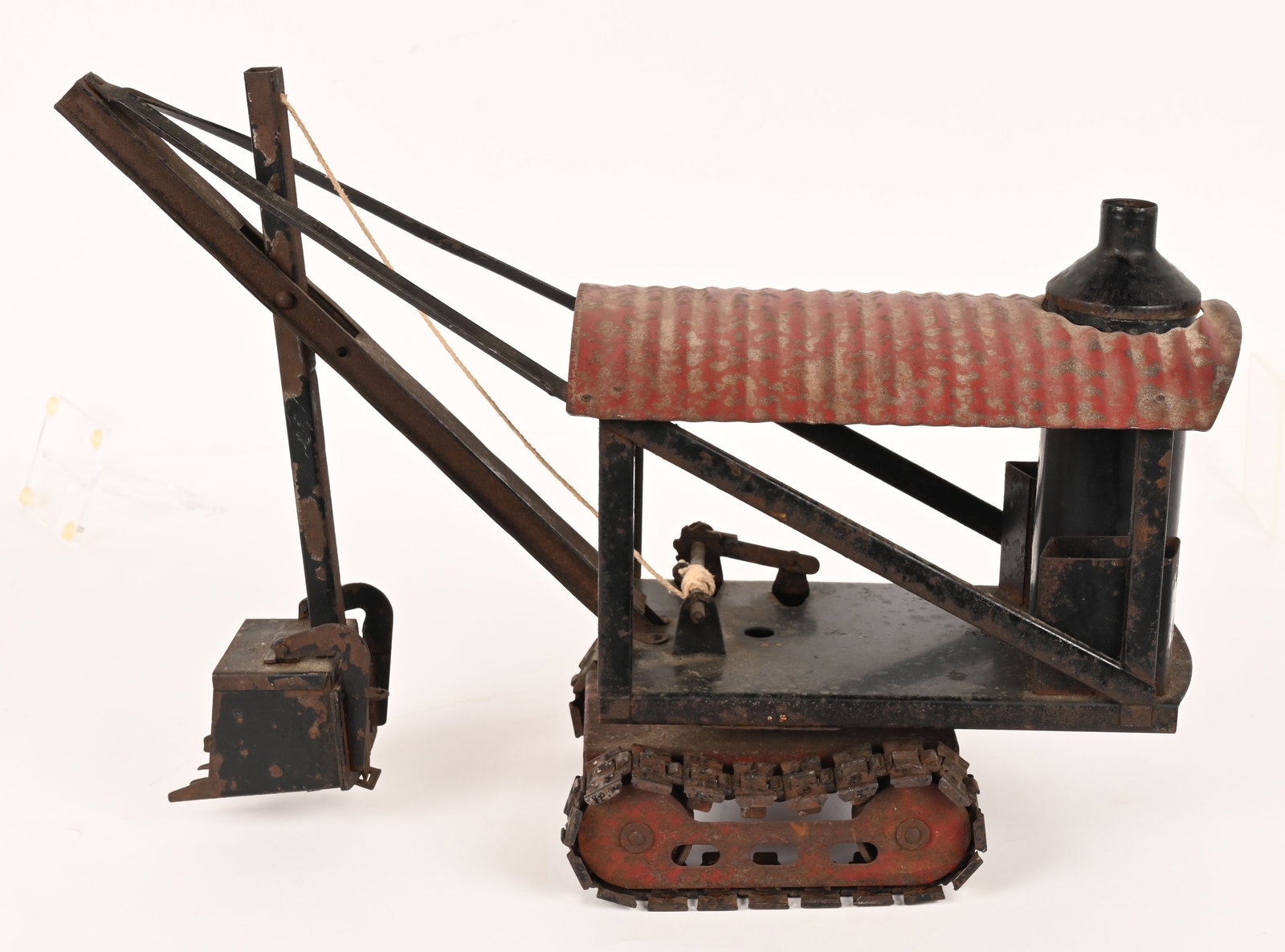 BUDDY L STEAM SHOVEL ON TRACKS (1 of 4)