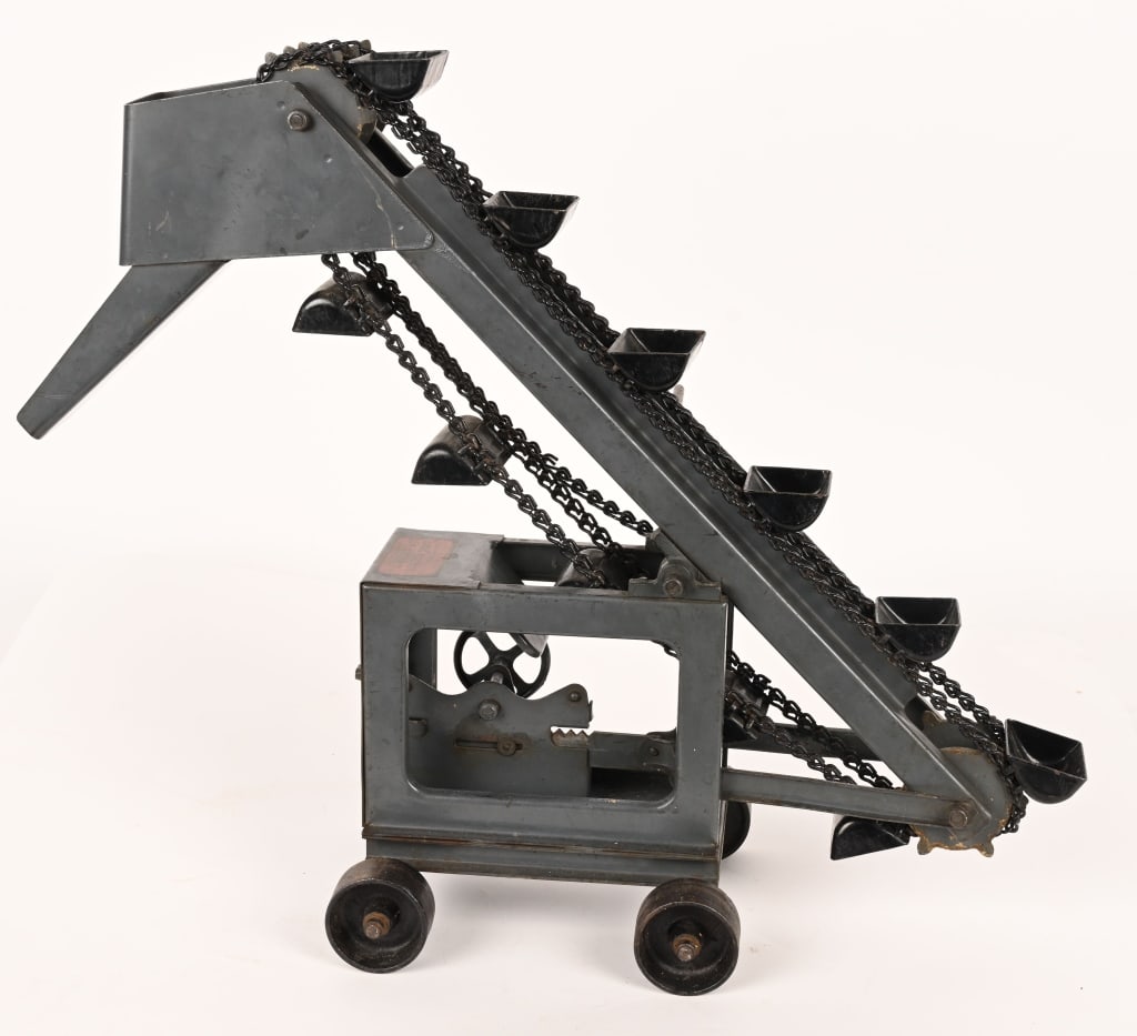 BUDDY L BUCKET LOADER - 3