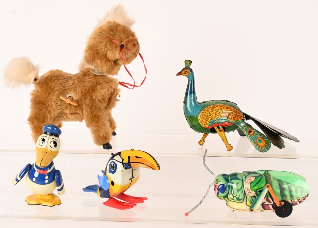 LOT OF WINDUP TOYS (1 of 4)
