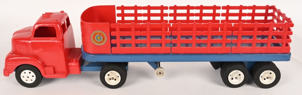 MARX STAKE BED SEMI TRUCK: All original in good condition. 30" Excellent
