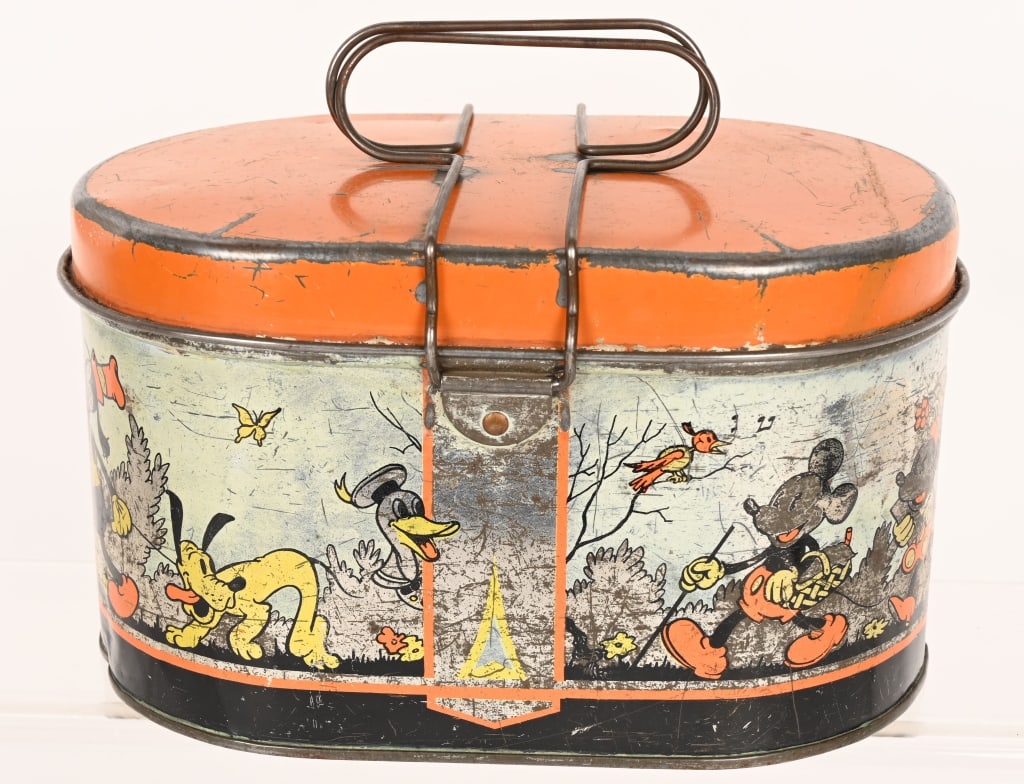 EARLY HANDY DISNEY LUNCH PAIL (1 of 5)