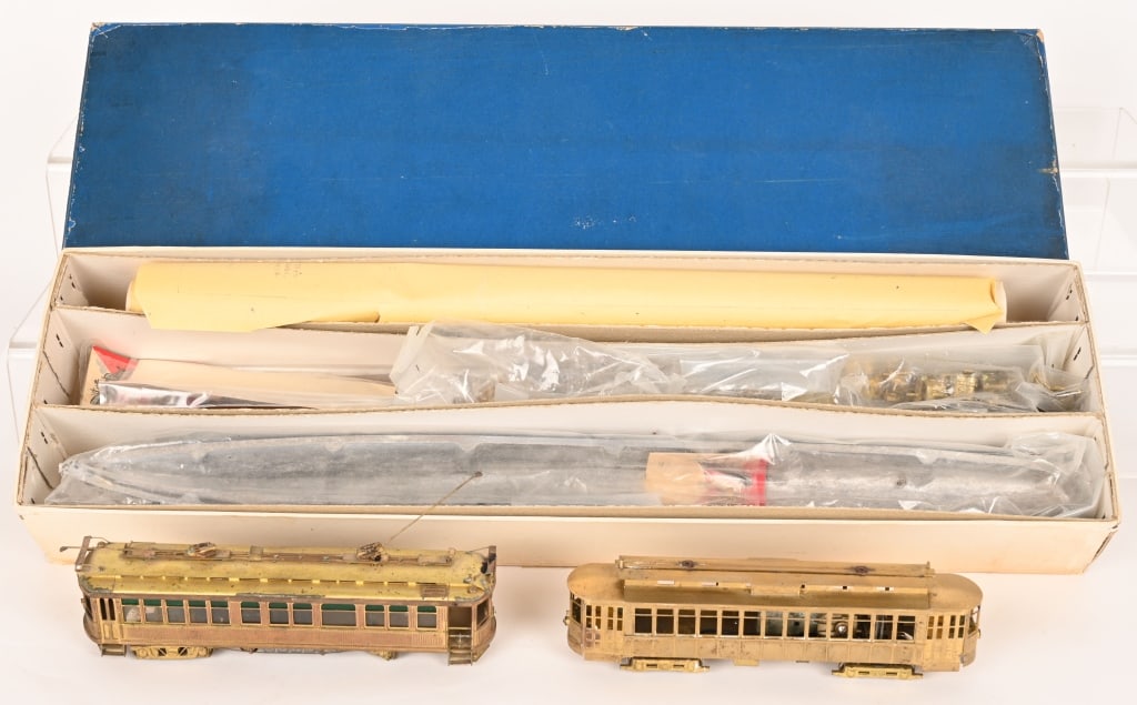 JAPAN BRASS SHIP MODEL KIT & TROLLEYS (1 of 4)