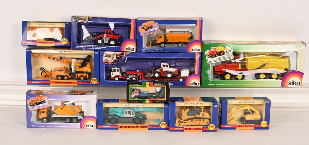 LOT OF DIAPET & SIKU MINTY CONSTRUCTION VEHICLES (1 of 5)