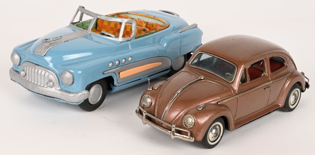 2- JAPAN TIN MECHANICAL CARS (1 of 11)