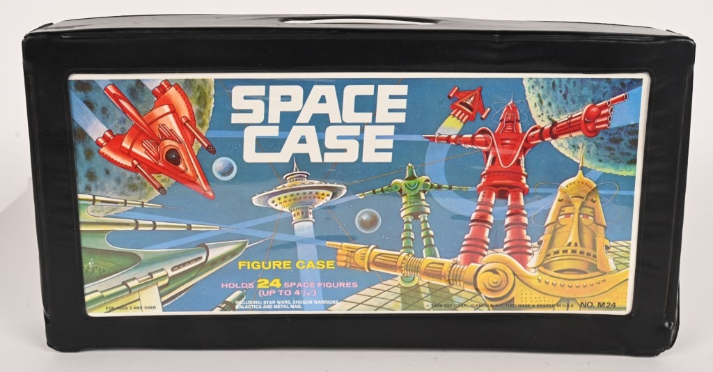 24- VINTAGE STAR WARS ACTION FIGURES w/ CASE: All original vintage figures. All in clean condition. Mostly Empire Strikes Back era. Comes with some weapons. In Case. 16" Excellent