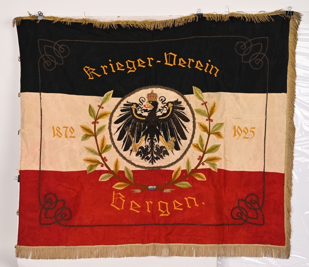 WW1 IMPERIAL GERMAN REGIMENTAL FLAG WWI (1 of 14)