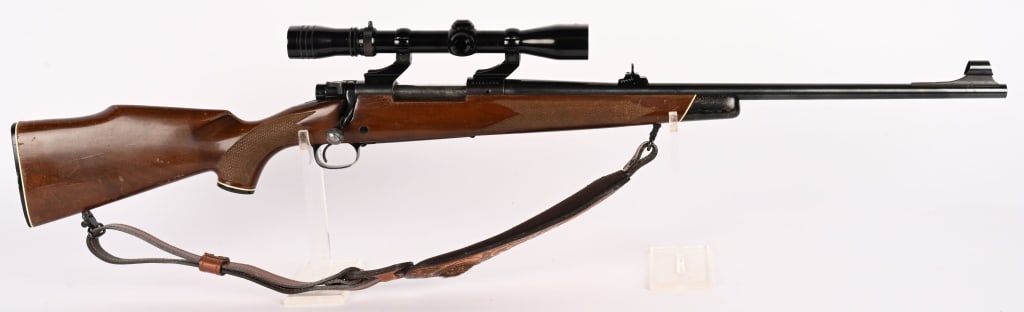 WINCHESTER MODEL 70 BOLT ACTION RIFLE IN 308 WIN (1 of 9)