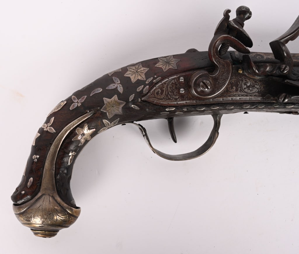 LARGE SILVER MOUNTED FLINTLOCK PISTOL - 3
