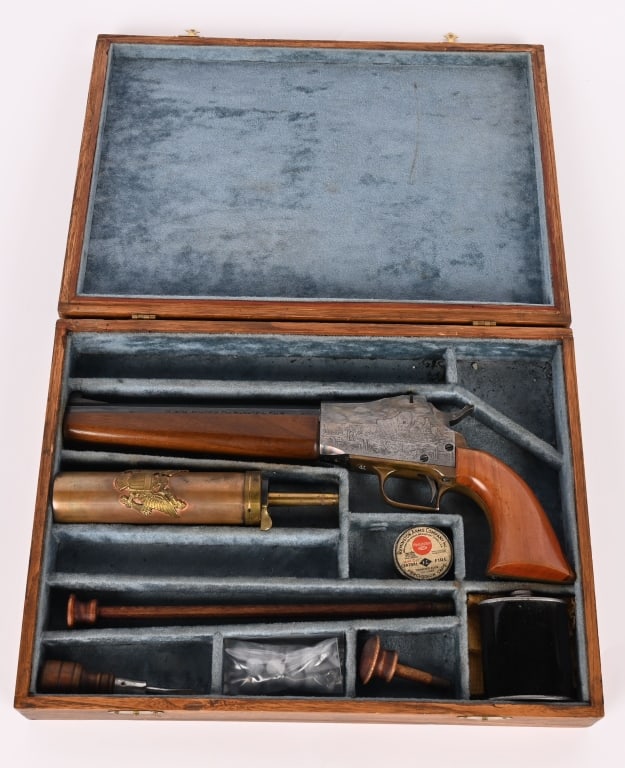 CASED ITALIAN SINGLE SHOT PISTOL BLACK POWDER (1 of 6)