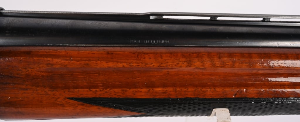 BROWNING LIGHT TWELVE SEMI AUTOMATIC SHOTGUN - 6