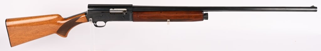 1967 BROWNING A5 SEMI AUTOMATIC SHOTGUN 12 GAUGE (1 of 14)